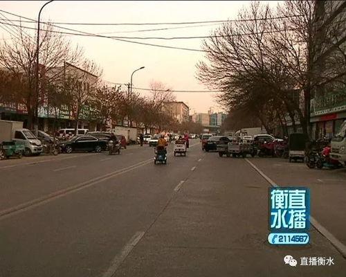 萍乡站前东路爆料新闻最新,多车连环相撞！现场情况紧急！